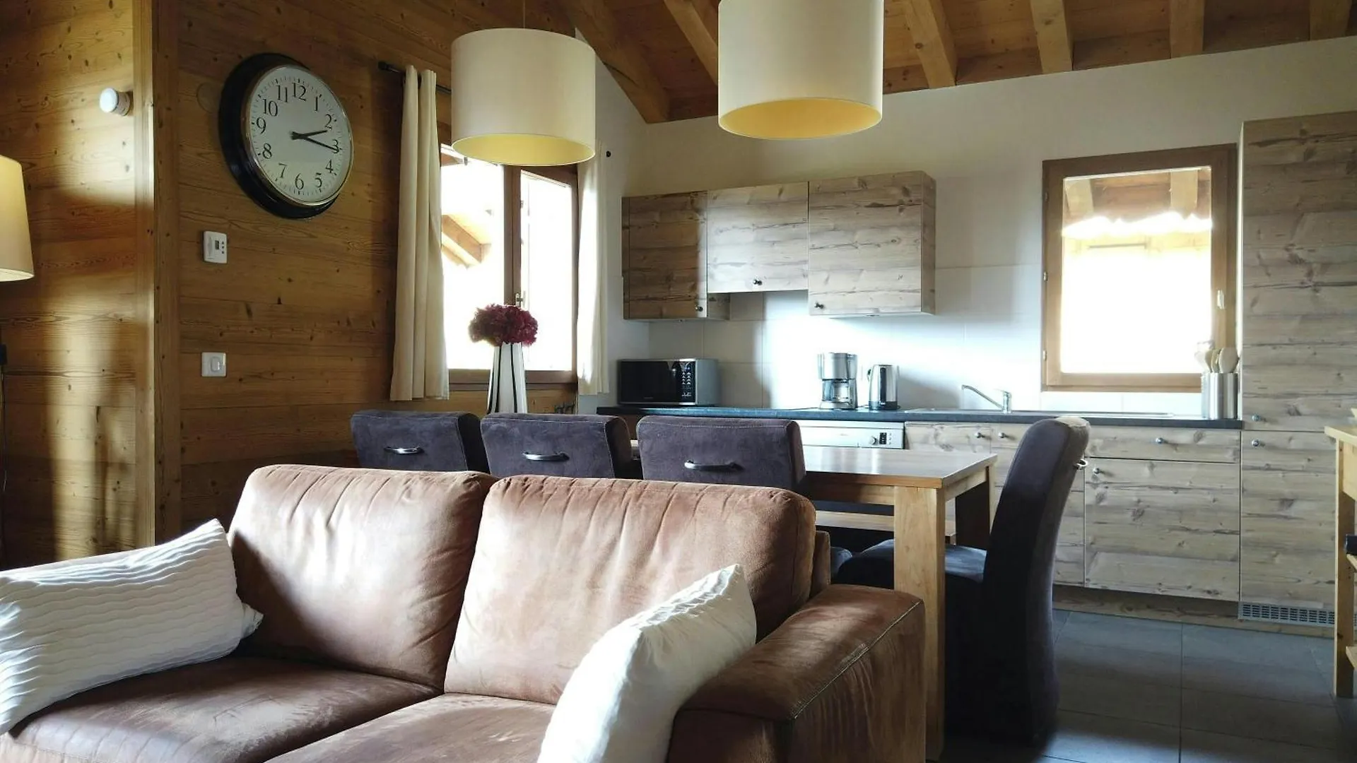 סן-פרנסואה-לונשאמפ Casa-Chalet Des Ponts : Evasion Au Col Madeleine 0*,  צרפת