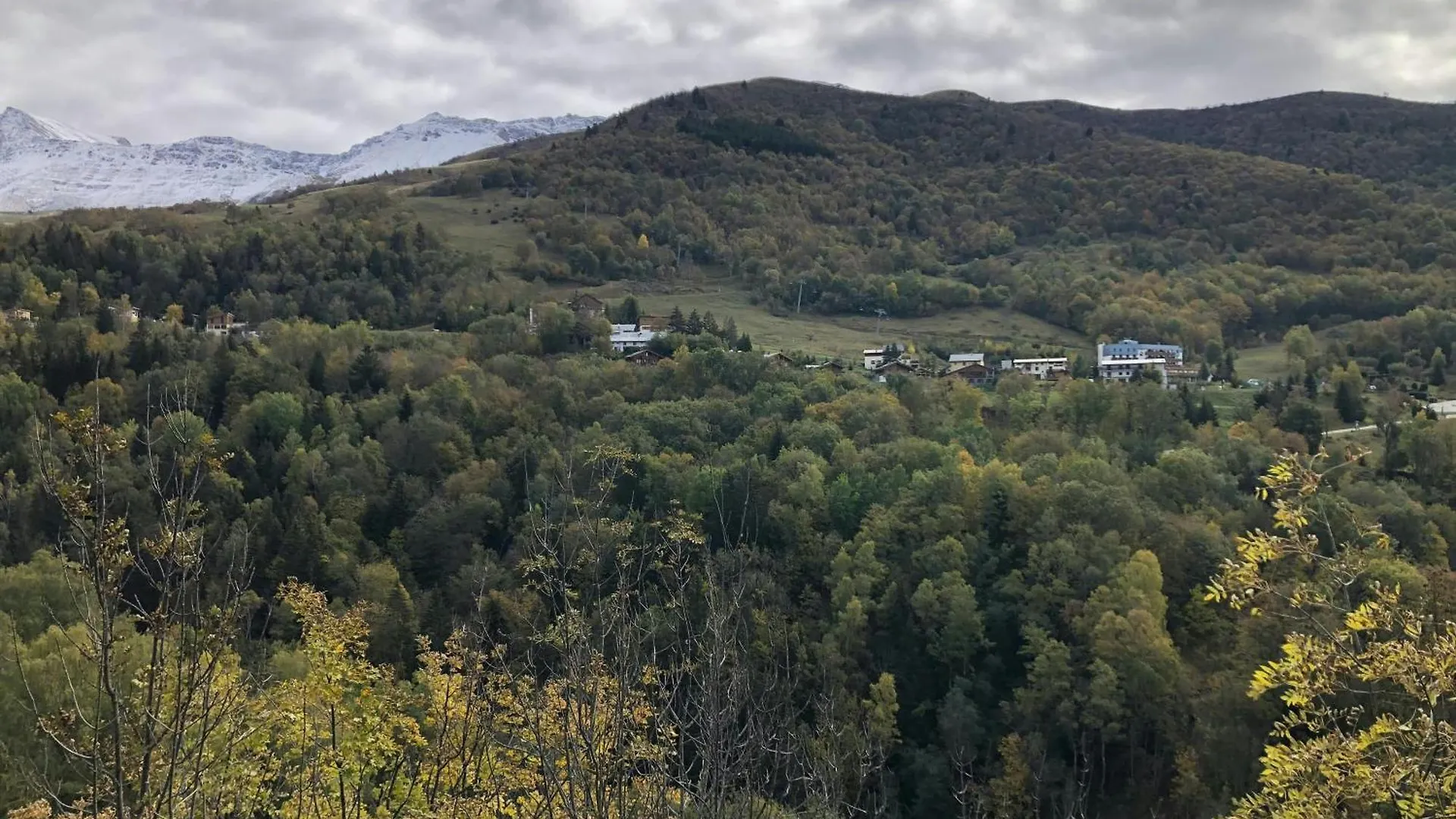 סן-פרנסואה-לונשאמפ Casa-Chalet Des Ponts : Evasion Au Col Madeleine בקתה